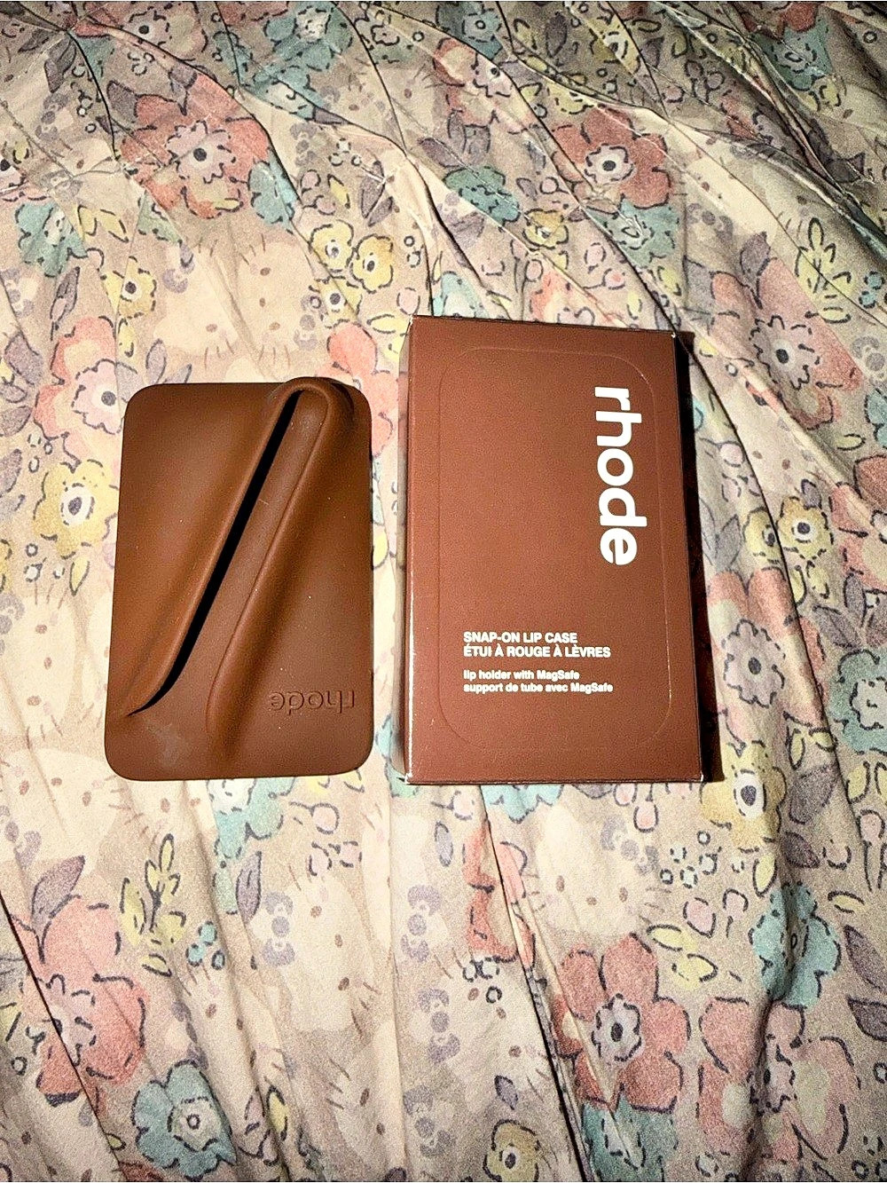 New limited edition Rhode snap-on lip case- bronze